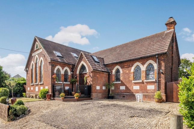 4 bed detached house