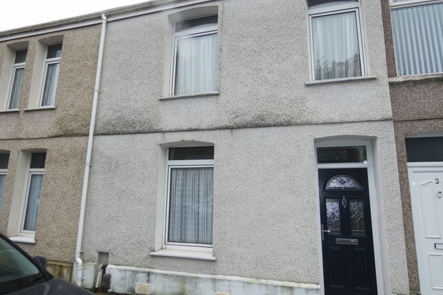 4 bed terraced house