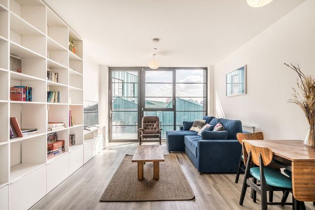 Hart Yard, London E3 1 bed flat for sale
