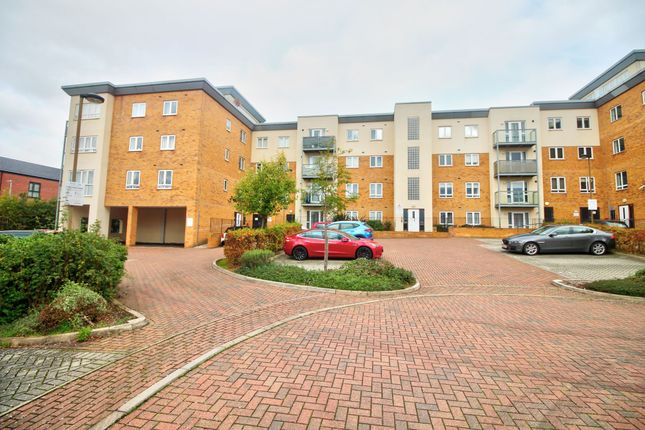 Todd Close, Borehamwood WD6 2 bed flat for sale