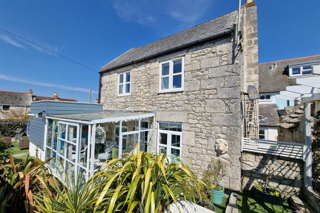 2 bedroom cottage for sale