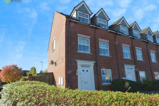 Oak Drive, Tamworth B78 4 bed end of terrace house for sale