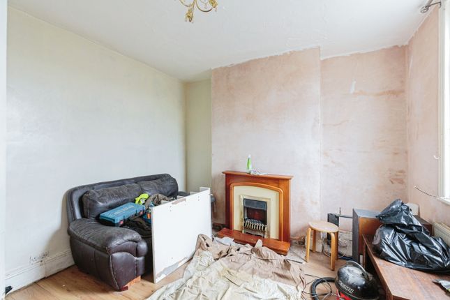 2 bed terraced house