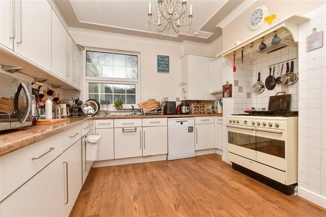 3 bed terraced house