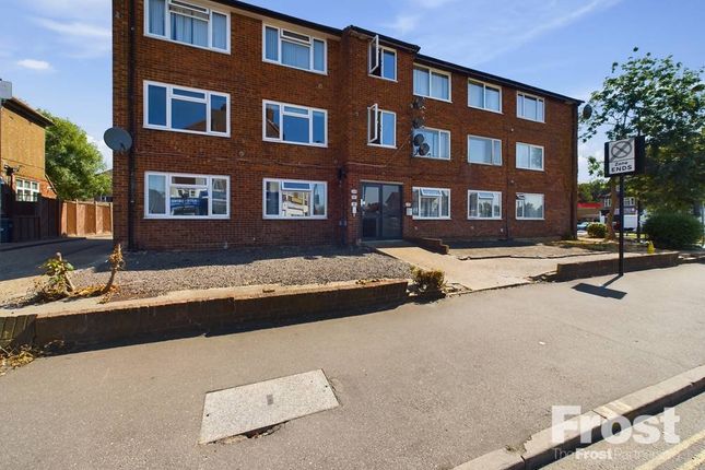 Staines Road, Feltham, Middlesex, TW14 2 bed apartment for sale