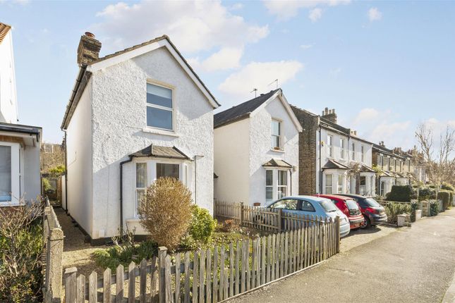 Amity Grove, West Wimbledon, SW20 1 bed maisonette for sale