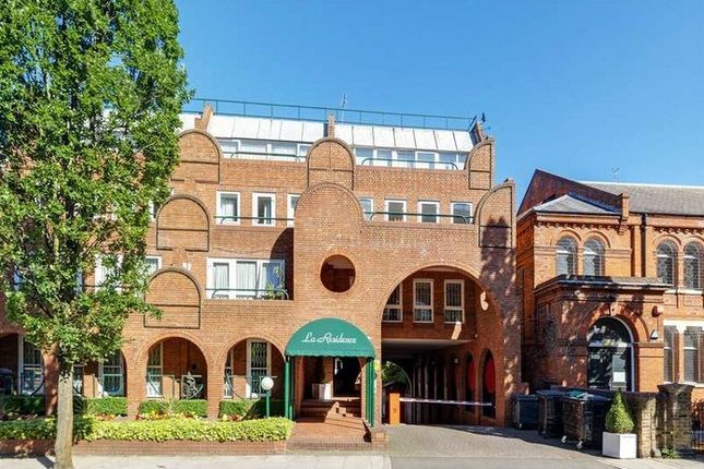 La Residence, St Johns Wood, NW8 Studio for sale