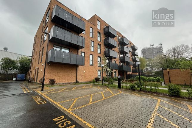 Lena Kennedy Close 2 bed flat for sale