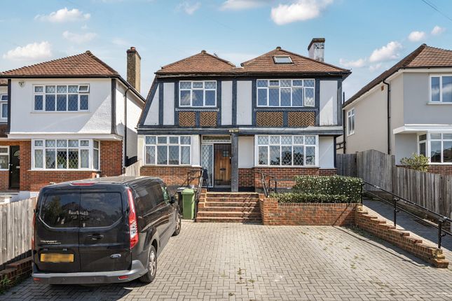 7 bed detached house