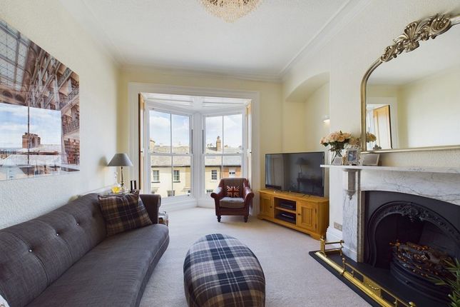 Flat 3, 11 Esplanade, Whitby 1 bed flat for sale