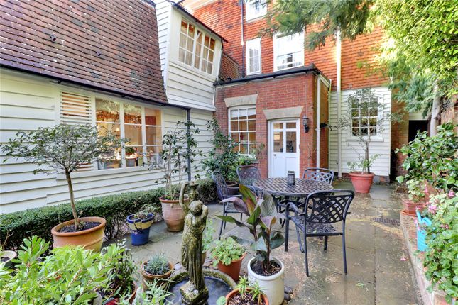West Cross, Tenterden, Kent, TN30 6 bed detached house for sale