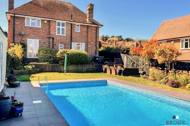 Manor Way, Eastbourne BN20 4 bed house for sale