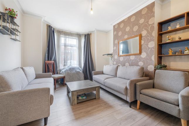 Croydon Road, Penge, London, SE20 3 bed end of terrace house for sale