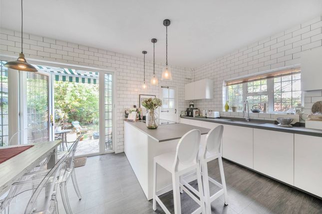 Whitgift Avenue, South Croydon, CR2 4 bed detached house for sale