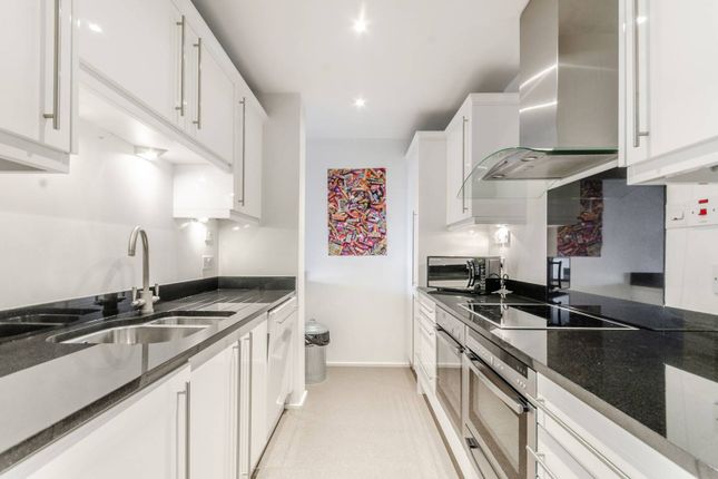 Cromwell Road, South Kensington... 2 bed flat for sale