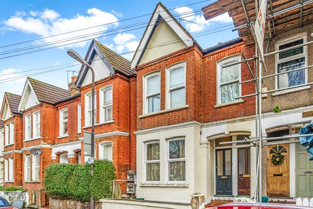 Byegrove Road, Colliers Wood SW19 2 bed maisonette for sale