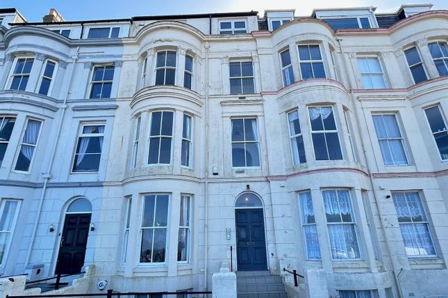 Blenheim Terrace, Scarborough 2 bed flat for sale