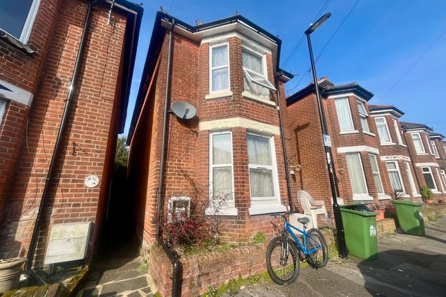 3 bed detached house