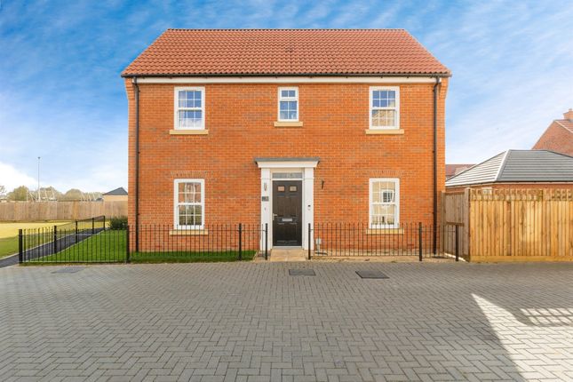 3 bed detached house