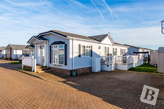 Elm Way, Hayes Country Park... 2 bed park home for sale