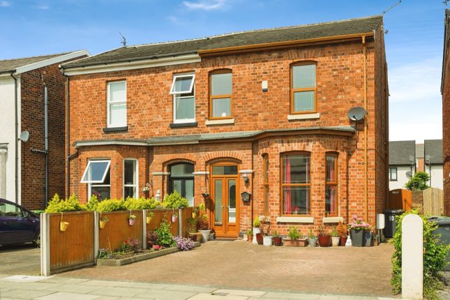 4 bedroom semi-detached house for sale