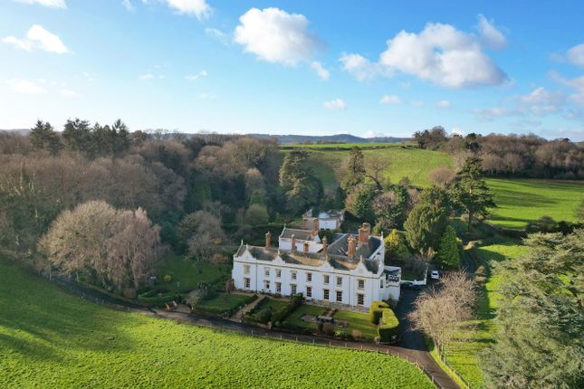 7 bed semi-detached house