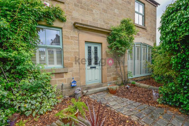 4 bed detached house