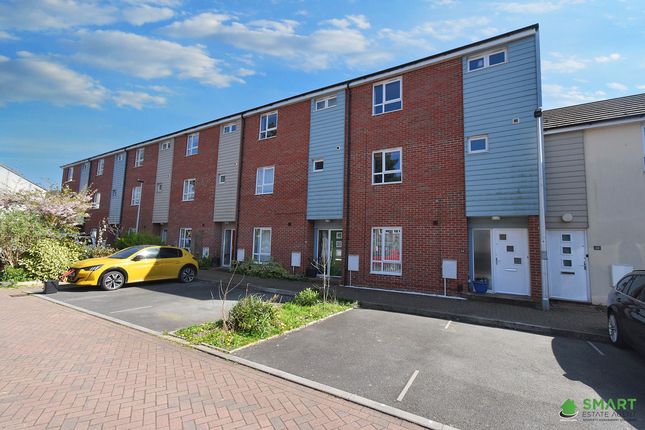 5 bed town house