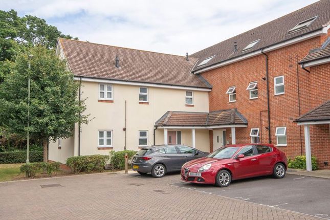Totton 2 bed ground floor flat for sale