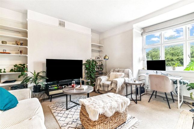 Prince of Wales Drive, London, SW11 1 bed apartment for sale