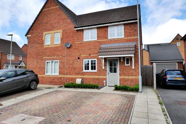 3 bedroom semi-detached house for sale