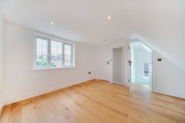 Dunoon Road, Honor Oak Park, London... 3 bed semi