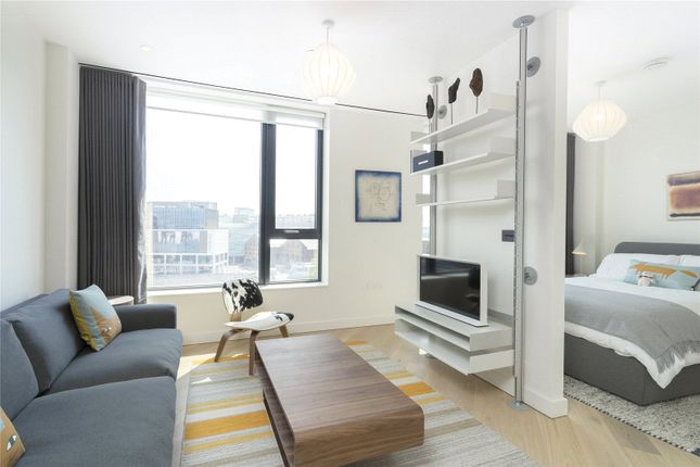 Wood Lane, London W12 1 bed flat for sale