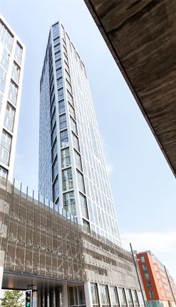 High Street, Stratford, E15 3 bed apartment for sale