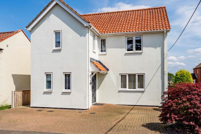 The Street, Bintree 3 bed detached house for sale
