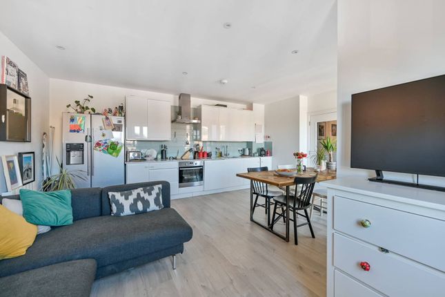2 bed flat