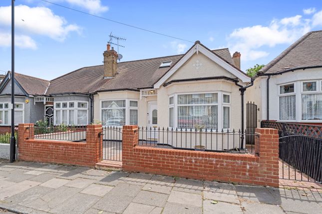 3 bedroom semi-detached bungalow for sale