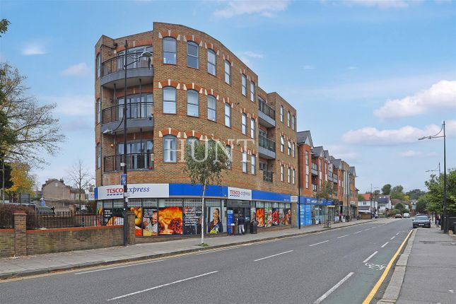 High Road, Woodford Green 2 bed apartment for sale