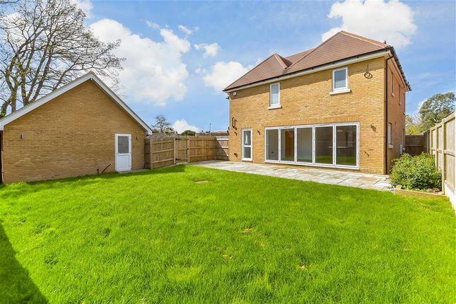 4 bed detached house