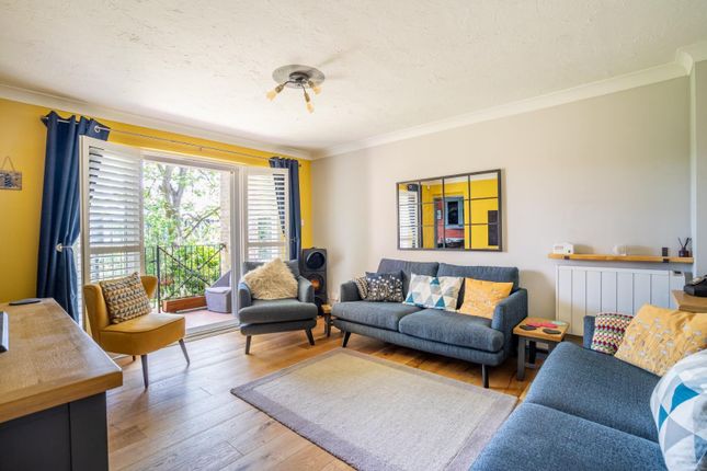 Whitecross Gardens, Huntington Road... 2 bed apartment for sale