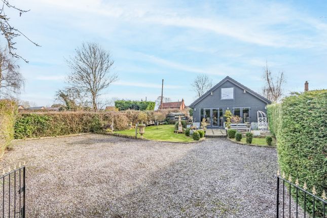 Pratts Lane, Mappleborough Green... 2 bed detached house for sale