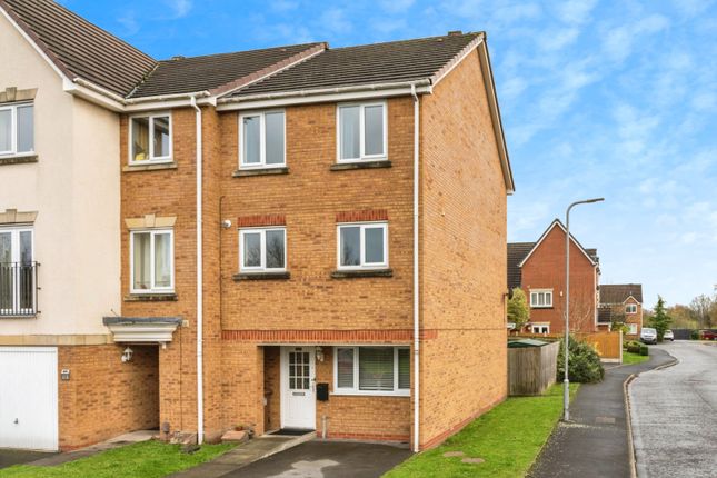 4 bedroom terraced house for sale