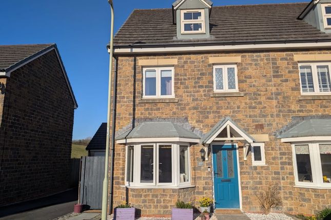 Cilgant Y Lein, North Cornelly, Pyle... 4 bed semi