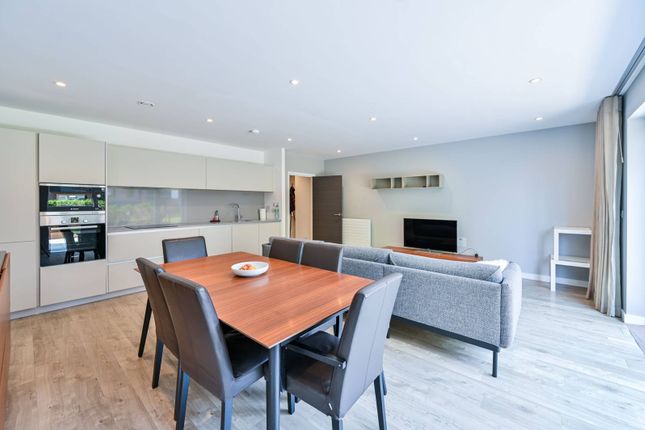 Purbeck Gardens, Lower Sydenham... 3 bed flat for sale
