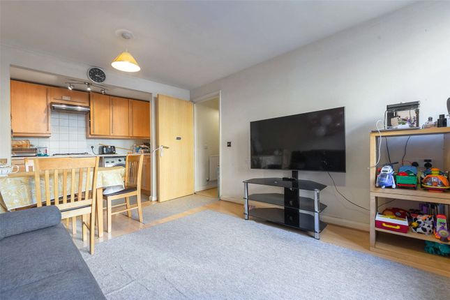 Fairlead House, Canary Wharf E14 1 bed apartment for sale