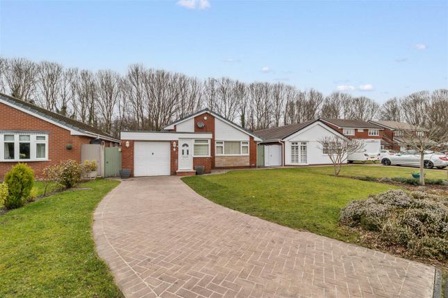 Carpenter Grove, Padgate, Warrington 3 bed detached bungalow for sale