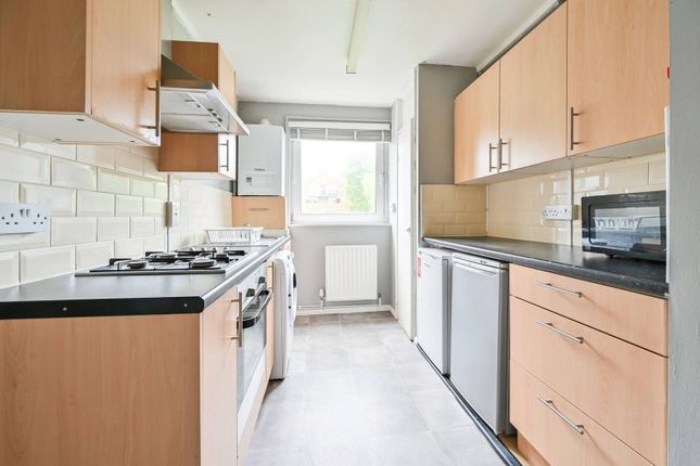 Camilla Road, Bermondsey, London, SE16 3 bed flat for sale