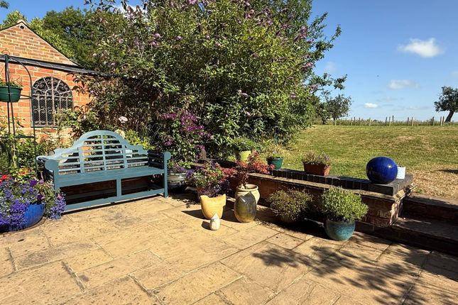 3 bedroom cottage for sale