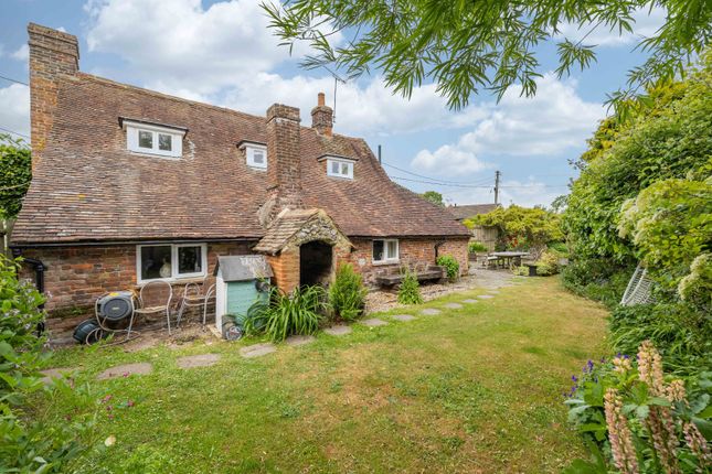 Bossingham, Canterbury, Kent, CT4 3 bed detached house for sale