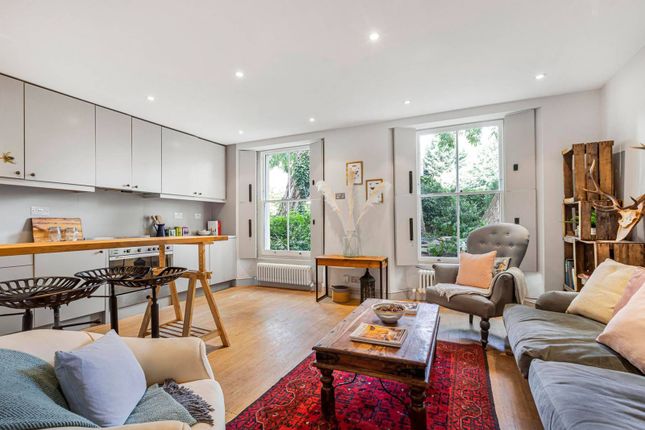 Hilldrop Road, Tufnell Park, London, N7 2 bed flat for sale